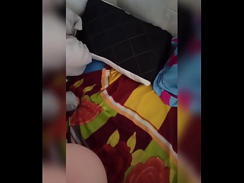 ❤️ 我的室友因为丈夫去度假而独自呆在家里，我趁机操她，用牛奶填满她的屁股 ❤❌  性爱 ❌️